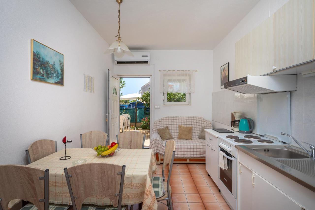 Apartments Near Beach Babic Split Exteriör bild